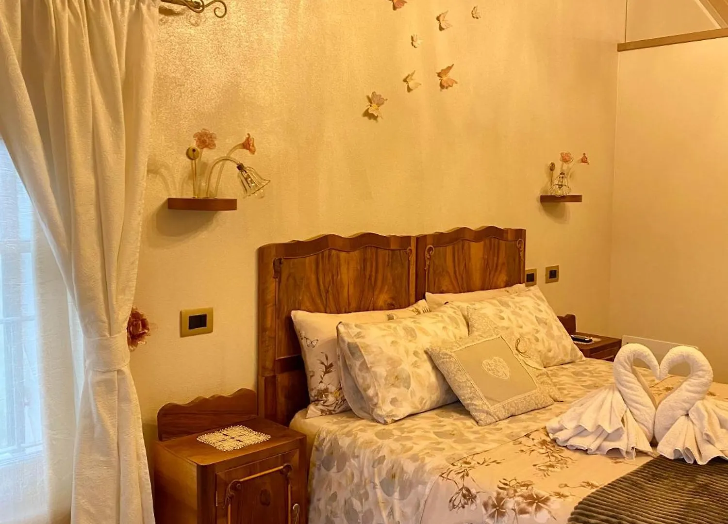 Roseto Holidays Azzurro Cavalcaselle Bed & Breakfast