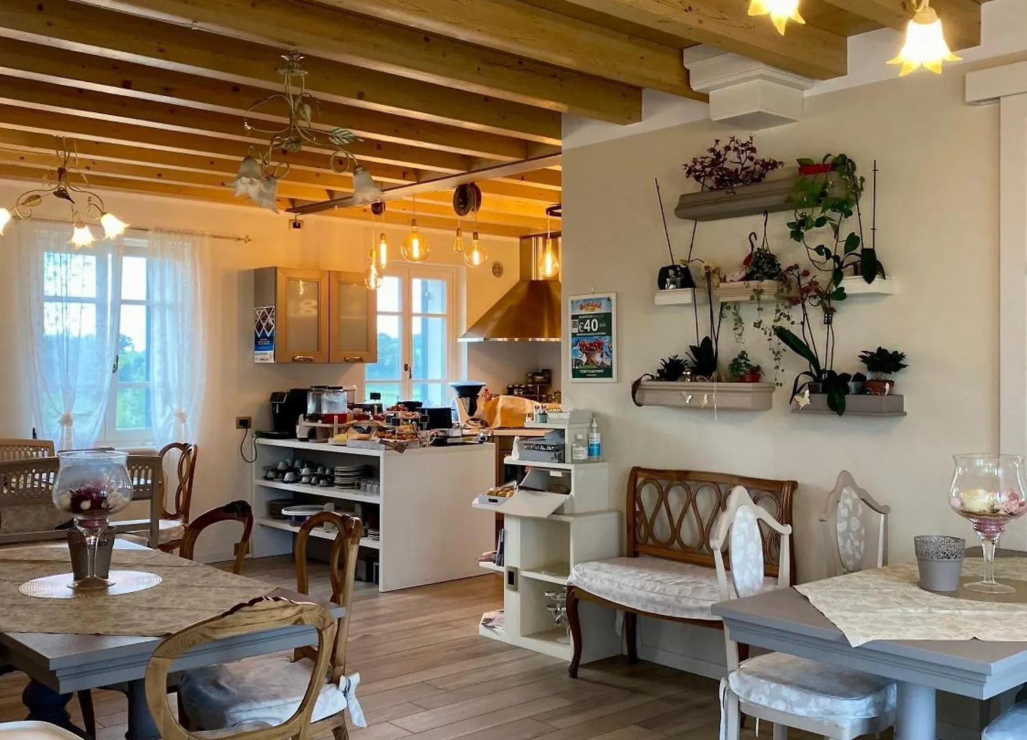 Roseto Holidays Azzurro Cavalcaselle