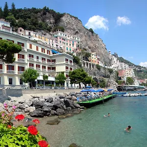 La Bussola 4*, Amalfi Olaszország