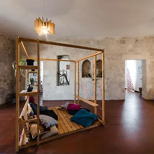 Palazzo Verrone 3*, Bari Olaszország