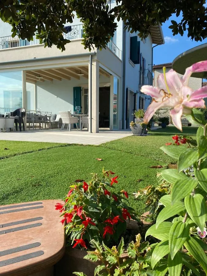 Roseto Holidays Azzurro Cavalcaselle Frühstückspension